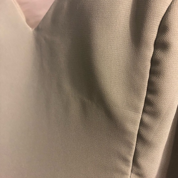 Dear Cleo Kylie Bridesmaid Dress in Ivy, Size 8 - Picture 5 of 5